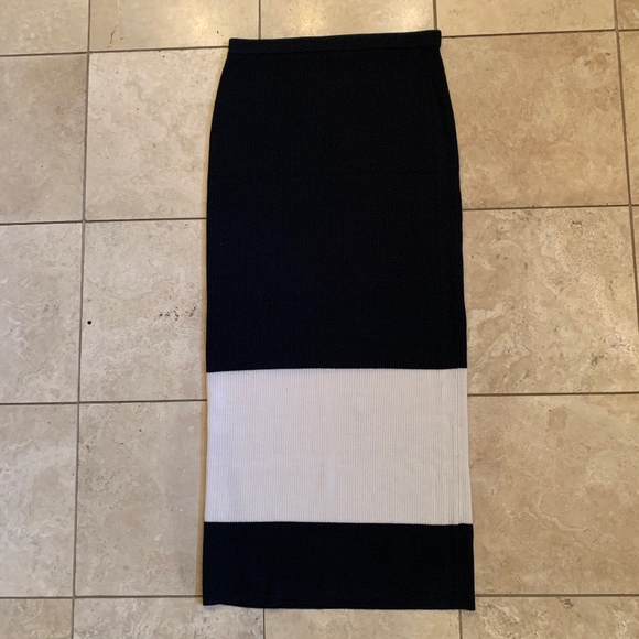 Navy/Winter White wool ribbed maxi skirt - Picture 1 of 1